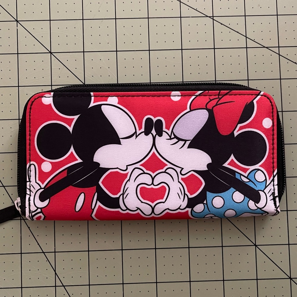 Disney Mickey and Minnie Zip Around Wallet
